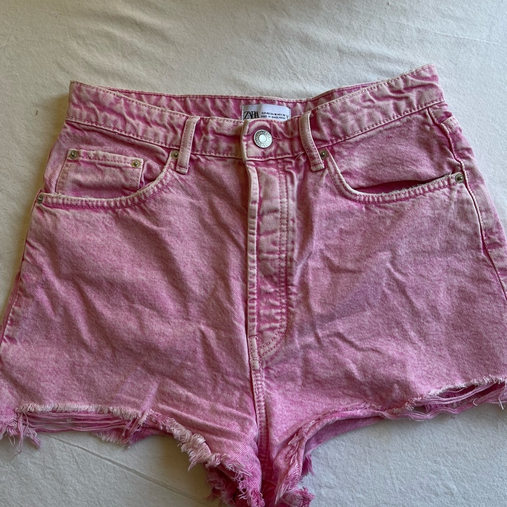 Pink Zara distressed Shorts